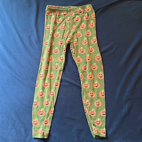 Kickee pants size 4t pumpkin 🎃 pjs 2 piece long sleeve top and pants - Picture 4 of 5
